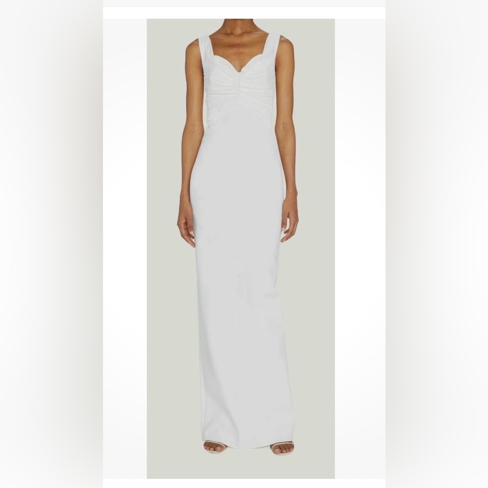 Chiara Boni Elegant White Sleeveless Maxi Dress